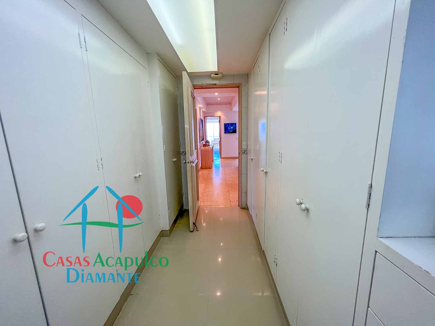 Azálea y Jazmín 1401 y 1402 - Cuarto de servicio 5